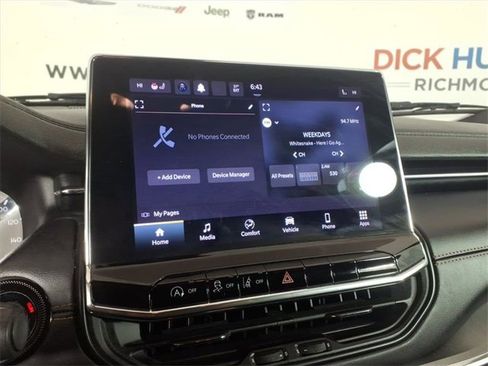 Used 2022 Jeep Compass Limited image 19