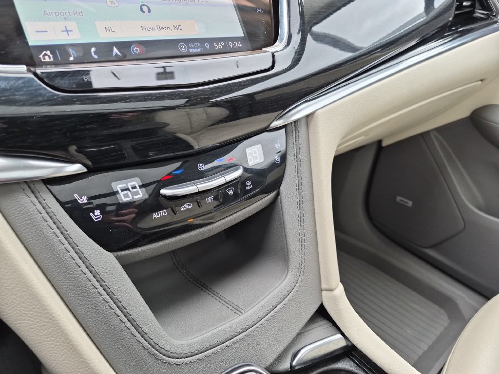Certified 2024 Cadillac XT6 Premium Luxury w/ Technology Package AWD/4WD image 23