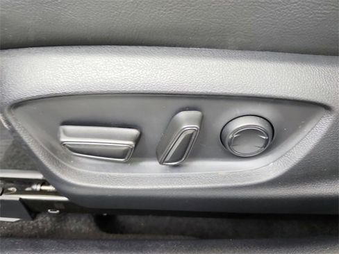 Used 2023 Toyota Camry XSE image 20