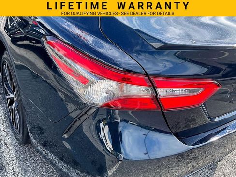 Used 2018 Toyota Camry SE FWD image 33