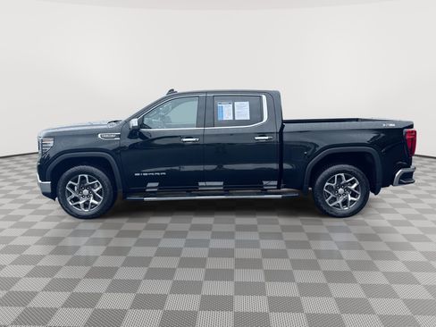 Certified 2023 GMC Sierra 1500 SLT w/ SLT Premium Package AWD/4WD image 5