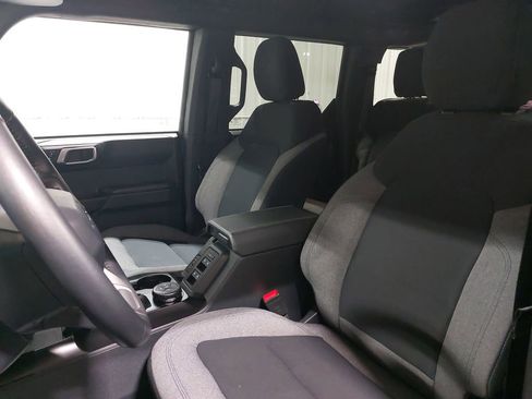 Used 2025 Ford Bronco Big Bend image 15