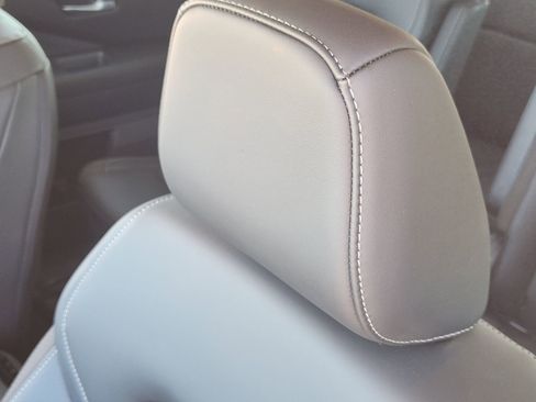 New 2026 Nissan Pathfinder SL image 15