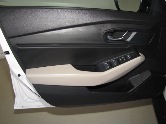 Certified 2025 Honda Accord SE image 32