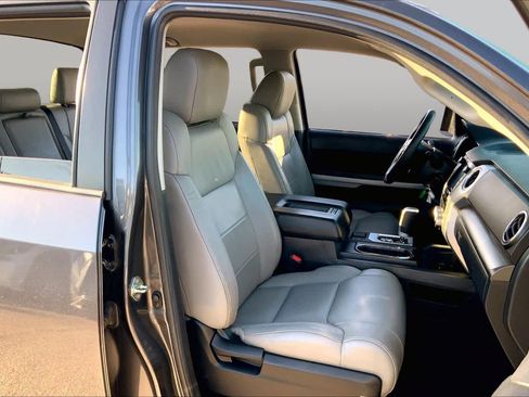 Used 2020 Toyota Tundra SR5 w/ SR5 Leather Package RWD image 9