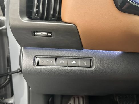 New 2026 Nissan Pathfinder Platinum w/ Cargo Package AWD/4WD image 18