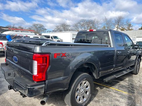 Used 2019 Ford F250 Lariat w/ Lariat Ultimate Package image 5