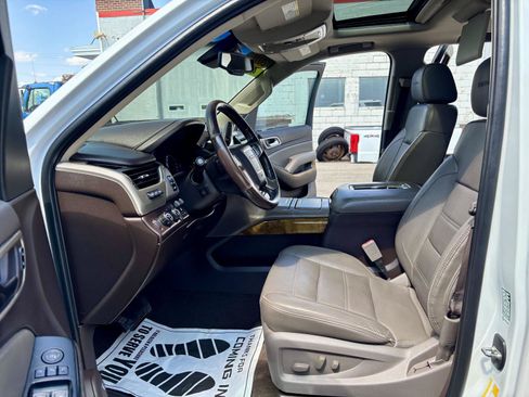 Used 2016 GMC Yukon Denali w/ Open Road Package AWD/4WD image 2