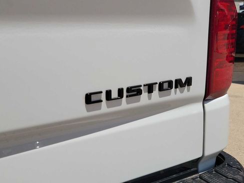 Used 2026 Chevrolet Silverado 1500 Custom w/ Turbomax Blackout Package RWD image 10