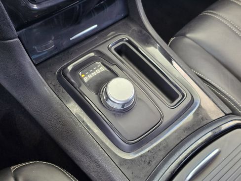 Used 2023 Chrysler 300 S RWD image 17