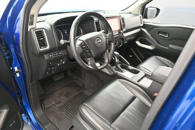 Used 2024 Nissan Frontier SL w/ Technology Package AWD/4WD image 11