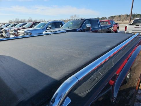 Used 2024 GMC Sierra 2500 Denali w/ Technology Package image 9