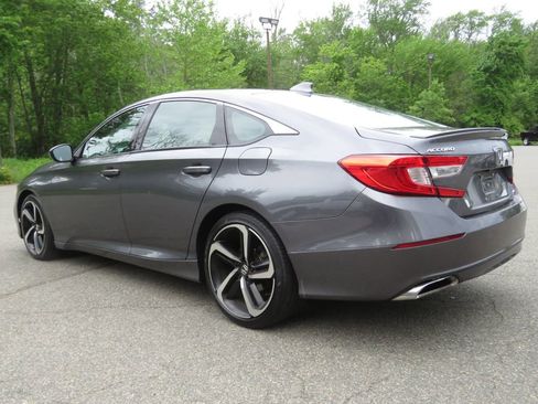 Used 2018 Honda Accord Sport image 7