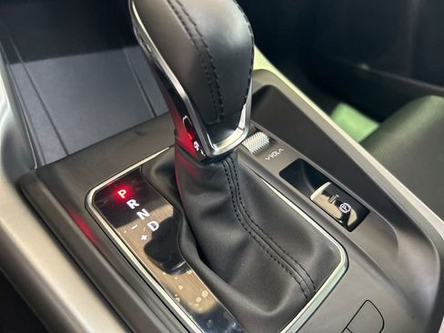 Used 2024 Dodge Hornet GT image 8