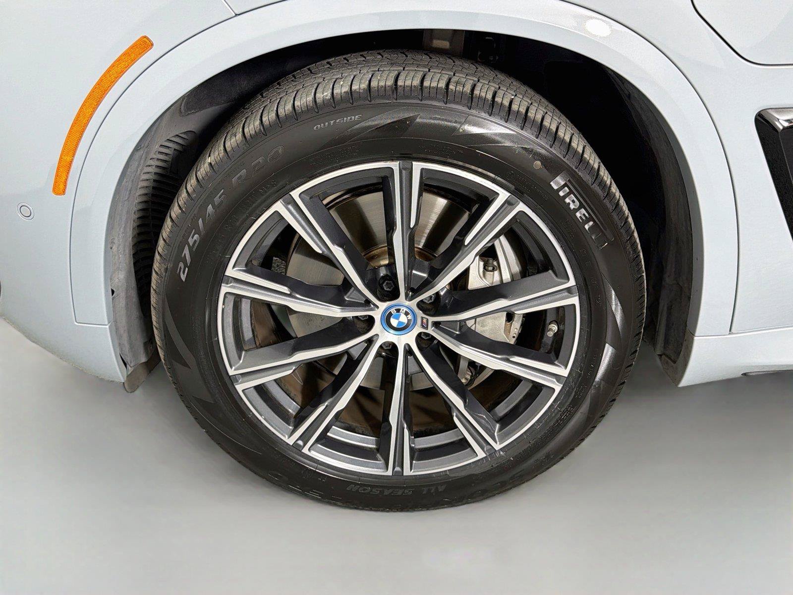 Used 2024 BMW X5 xDrive50e w/ Executive Package AWD/4WD image 29