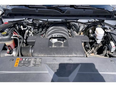 Used 2018 Chevrolet Silverado 1500 LTZ w/ LTZ Plus Package AWD/4WD image 12