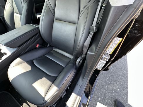 Used 2021 Tesla Model 3 Long Range AWD/4WD image 17