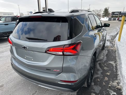 Used 2023 Chevrolet Equinox RS w/ RS Leather Package image 5