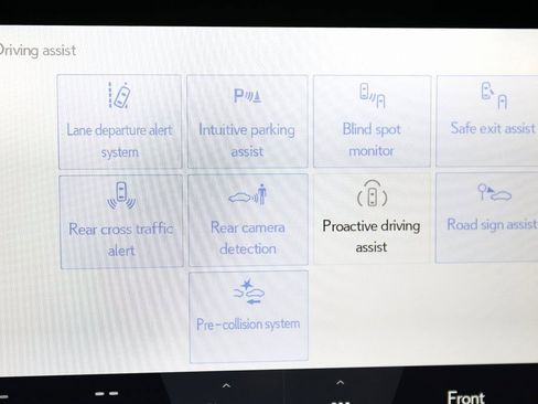 Used 2025 Lexus GX 550 w/ Cold Area Package image 36