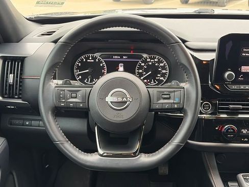 Used 2023 Nissan Pathfinder Rock Creek image 15