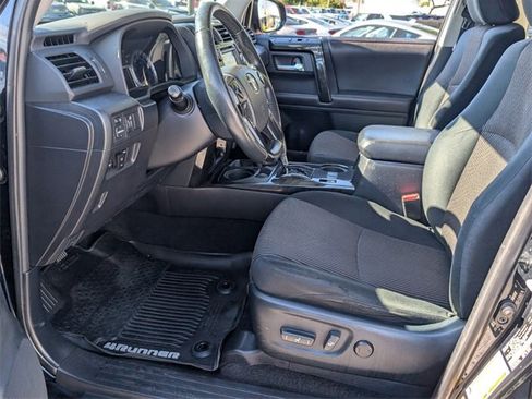 Used 2015 Toyota 4Runner Trail image 8