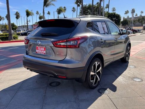 Certified 2020 Nissan Rogue Sport SL w/ Premium Package image 8