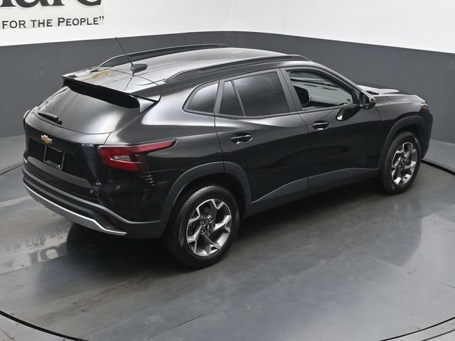 Used 2025 Chevrolet Trax LT FWD image 45