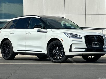 New 2025 Lincoln Corsair Grand Touring w/ Jet Appearance Package