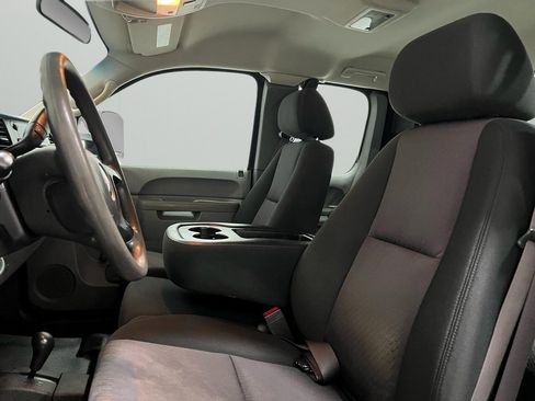 Used 2012 GMC Sierra 3500 W/T w/ Snow Plow Prep Package image 29