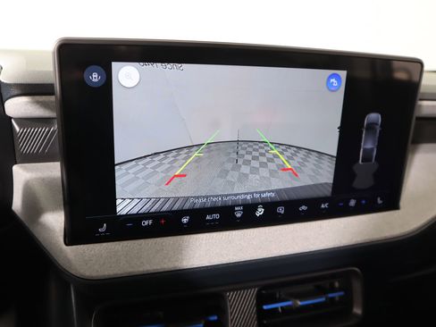 Used 2025 Ford Maverick XLT w/ XLT Luxury Package image 6