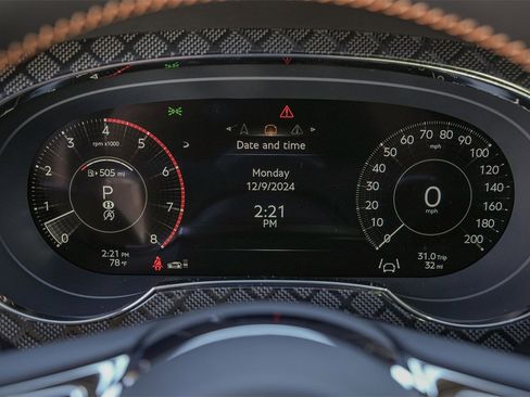 New 2025 Bentley Bentayga image 25