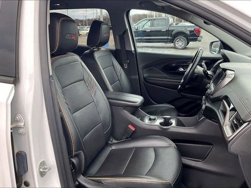 Used 2023 GMC Terrain AT4 image 7