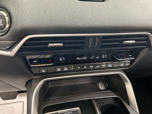Certified 2024 MAZDA CX-90 3.3 Turbo w/ Preferred Plus AWD/4WD image 16