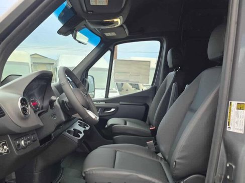 New 2026 Mercedes-Benz Sprinter 2500 image 24