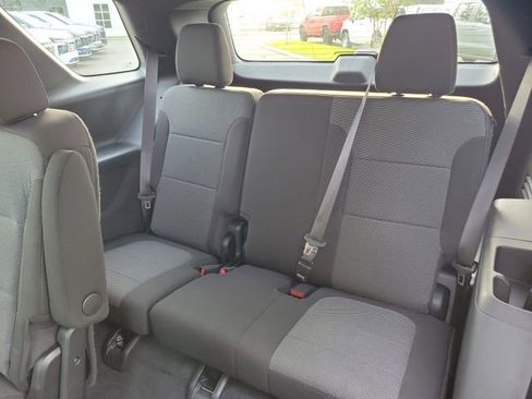 Certified 2023 Chevrolet Traverse LT FWD image 15