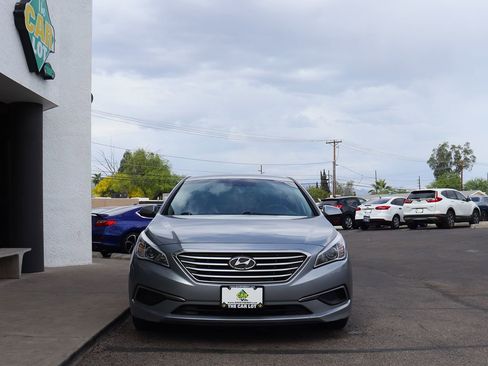 Used 2016 Hyundai Sonata SE image 16