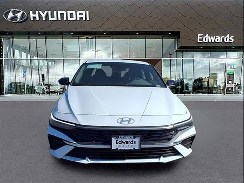 New 2025 Hyundai Elantra Sport image 11