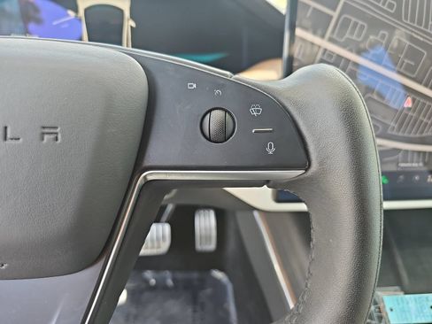 Used 2023 Tesla Model S Standard Range AWD/4WD image 18