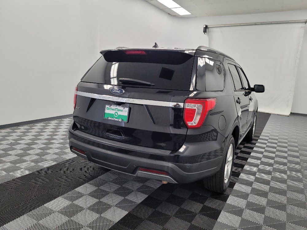 Used 2019 Ford Explorer XLT w/ Equipment Group 202A FWD image 7