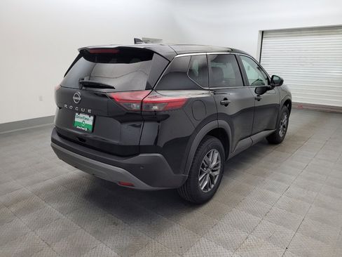 Used 2023 Nissan Rogue S image 9