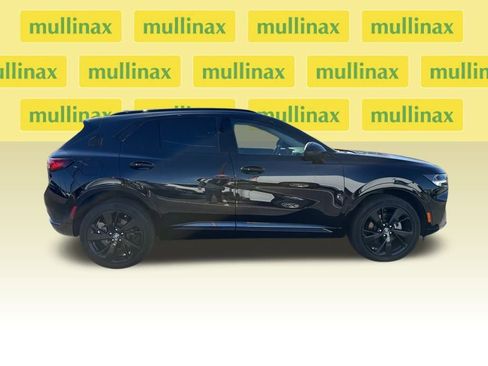 Used 2023 Buick Envision Preferred image 9