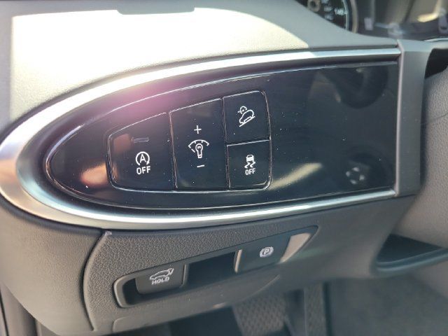 Used 2024 Genesis GV70 2.5T w/ Select Package AWD/4WD image 27