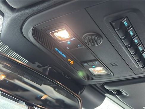 New 2025 Ford Bronco Badlands image 22