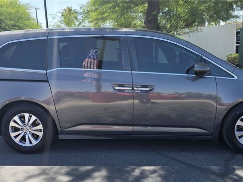 Used 2015 Honda Odyssey EX image 4