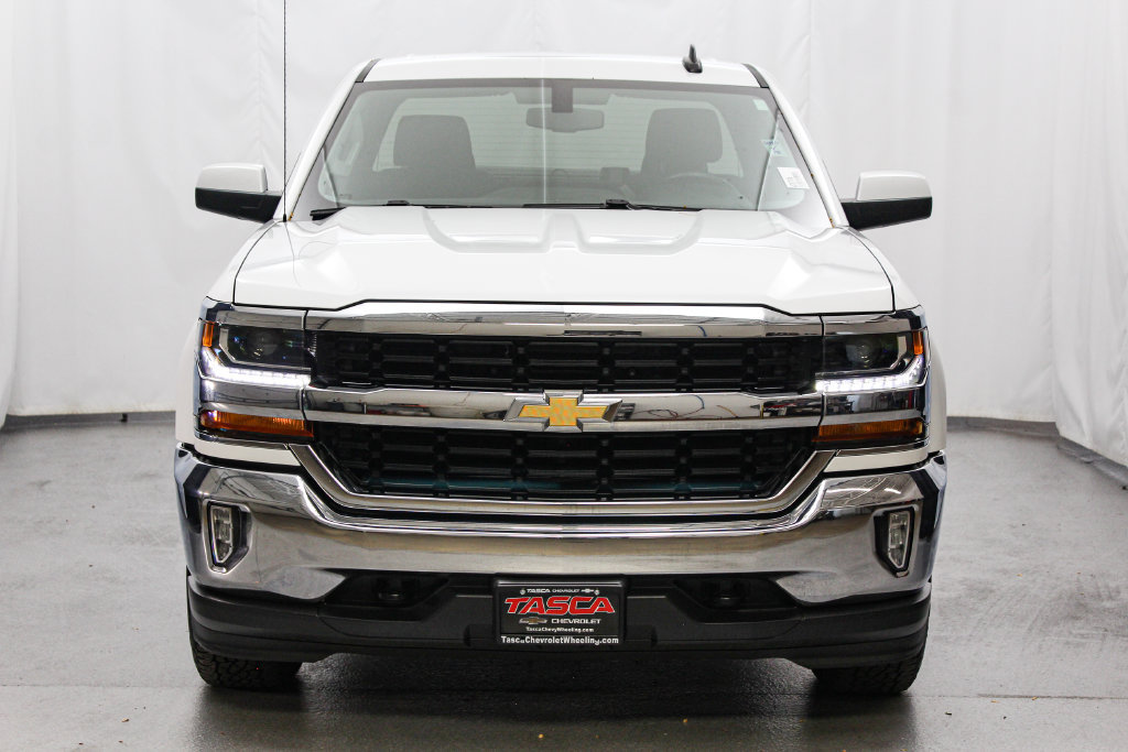 Used 2018 Chevrolet Silverado 1500 LT w/ All Star Edition AWD/4WD image 4