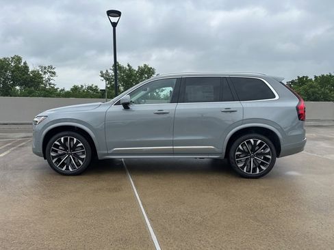 New 2026 Volvo XC90 B6 Plus w/ Protection Package Premier image 4
