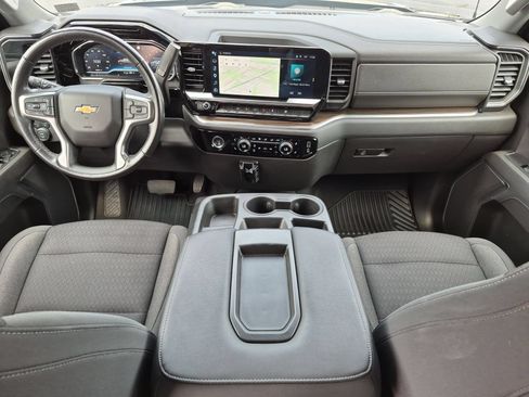 Certified 2022 Chevrolet Silverado 1500 LT AWD/4WD image 20