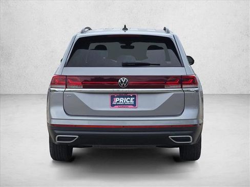 Used 2024 Volkswagen Atlas SE FWD image 6