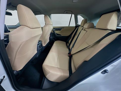 Used 2025 Toyota RAV4 LE image 27