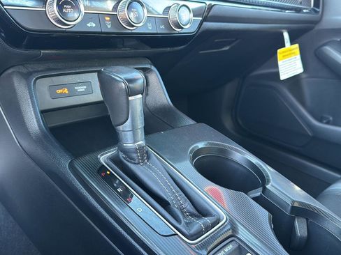 Used 2023 Honda Civic Sport image 24